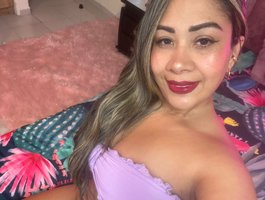 KloeFernandez webcam