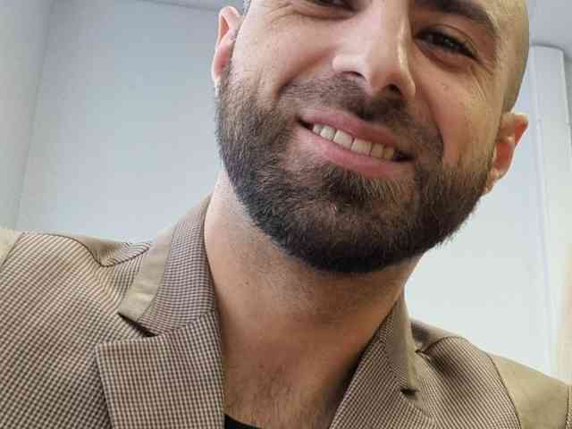HOT_GUY_