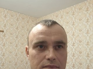 People Call Me Gahik44 And I'm 37 Years Of Age