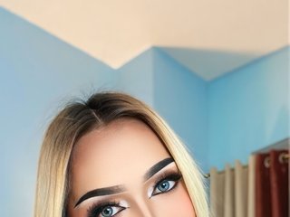 I Live In Manila! I Am A Blonde! I'm 20