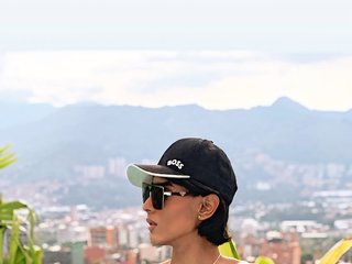 I Come From Medellin And People Call Me Ladyalexanderr