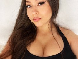 PixelgirlLive Webcam