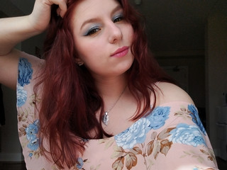 Stream looks