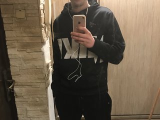 I Come From Warshawa! I Am A Brunette! People Call Me Momentomori228