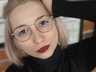 I'm A Live Webcam Desirable Sweet Thing, People Call Me Evirum2