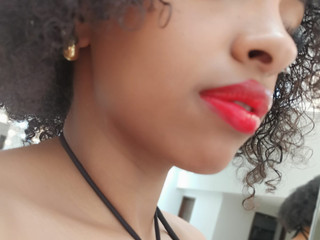 red lips