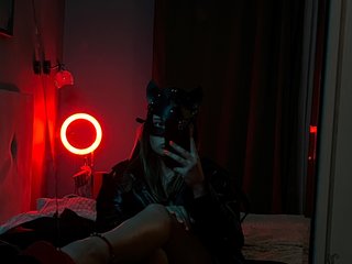 I'm A Sex Cam Beautiful Girl, My Name Is Missa-dark And I Am A Brunette