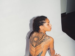 Xina777