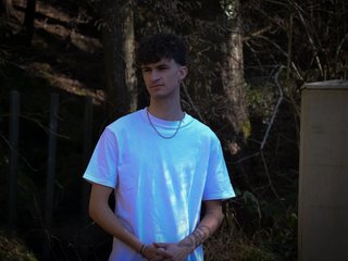 My BongaCams Name Is Luis5183! I'm 18 Yrs Old