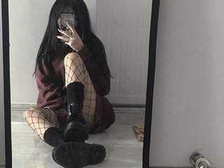 I'm 18 Years Old, I Come From Warsaw! I Am A Brunette
