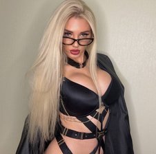 18Kristy778