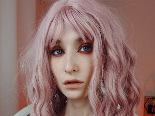 22)