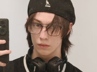 At BongaCams I'm Named Berrymeat, I'm 19 Yrs Old