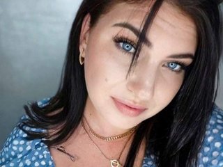 I'm A Sex Webcam Easy Girl And I'm 30 Years Old! I Am A Brunette