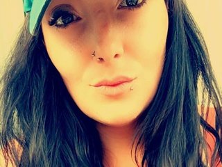 I Am A Brunette! I'm A Live Chat Provocative Sweet Thing! My BongaCams Model Name Is MaevaHot