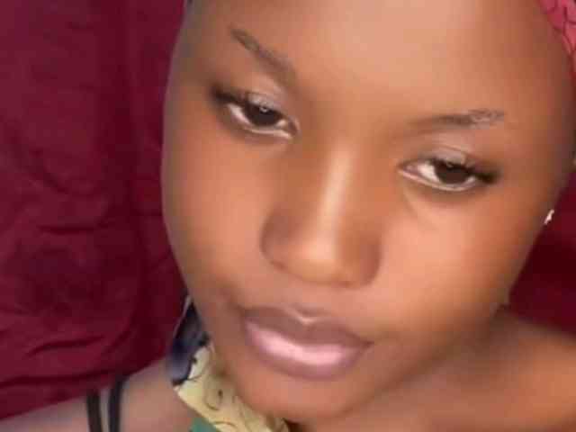 Alexa3909