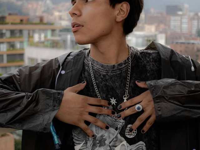 Thiago-tay1