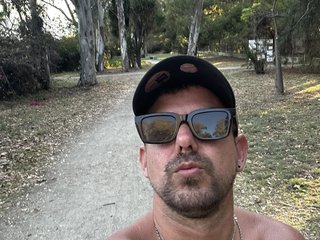 Ilovehardman1