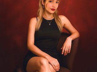 I Am A Blonde! I Live In Colombia! My Name Is Loure-Storm
