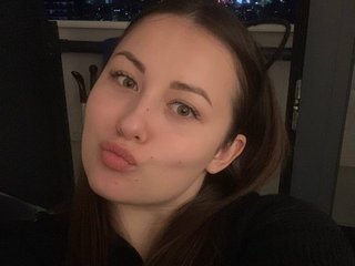 I'm 20 Years Of Age And I Am Named Sweeetchili
