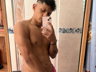 Hard Lines, Soft Looks