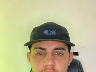 My Name Is Guilherme11 And I Am A Brunette