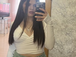 A Sex Chat Charming Sweet Thing Is What I Am! I'm 22 Years Old! I Am Named VivienVils