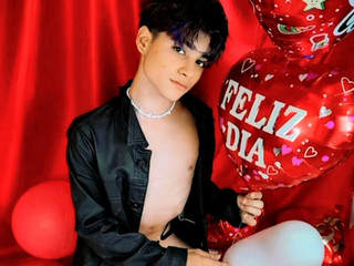 With this flow, who needs chocolates? 😉💖