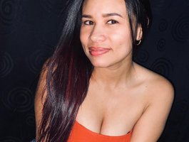 lunapetite18 live cam model at BongaCams