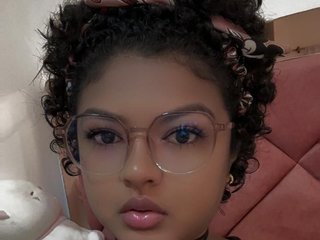 I'm A Camwhoring Eye-catching Bimbo, I Am A Brunette And My BongaCams Model Name Is Emily-carzon