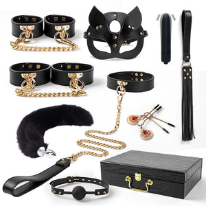 Набор для BDSM (ошейник, мушка, плеть, наручники, зажимы для сосков) - Set for BDSM (collar, blunder, whip, handcuffs, clips for the nipples)
