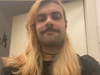 People Call Me Partyboii92! I'm 32