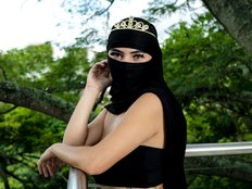 Saandy Gallery Image 1