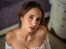 MariaMoonlight Gallery Image 1