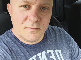At BongaCams People Call Me DaDDyLoVeSu83, I Am A Blonde, Sibiu Is Where I Live
