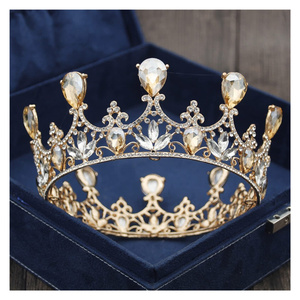 Make me a queen