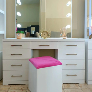 I love make up