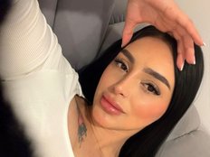 AprilRosse Gallery Image 1