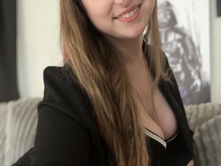 I'm A Camming Good-looking Honey! I Am A Blonde, My Model Name Is MirannaCult