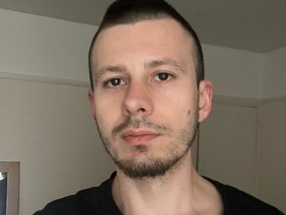 I'm 35 Years Old And I Am A Brunette! England Is Where I Live