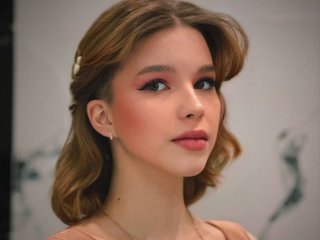 A Live Cam Gorgeous Gal Is What I Am, At BongaCams I'm Named AnnaElfie