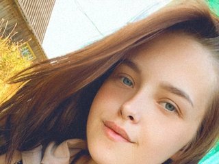 I Am A Brunette, I'm A Cam Dreamy Babe 2