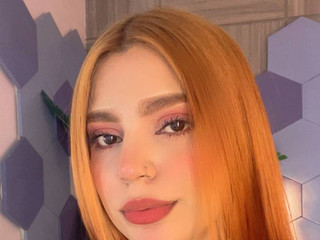 Your pretty bunny 🐰🔥