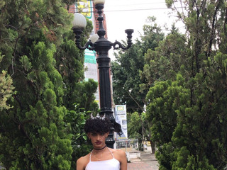 Play whit me