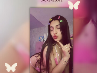 Come play with me daddy 🖖💦