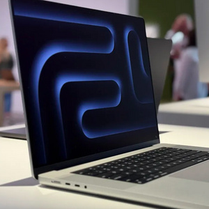 MAC BOOK PRO