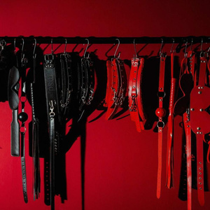 Give me BDSM SET