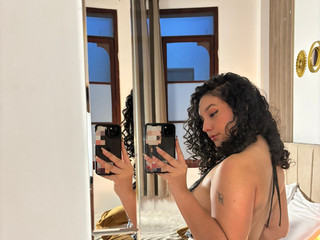 elegant as ever 🥰