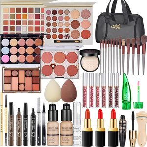 MAKEUP SET