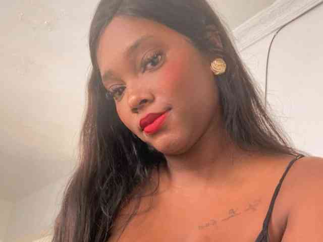 AriannaxxxHot